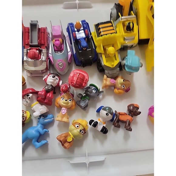 Mixed Lot of PAW PATROL Action Figures & Vehicles cake toppers etc.. - Picture 13 of 13